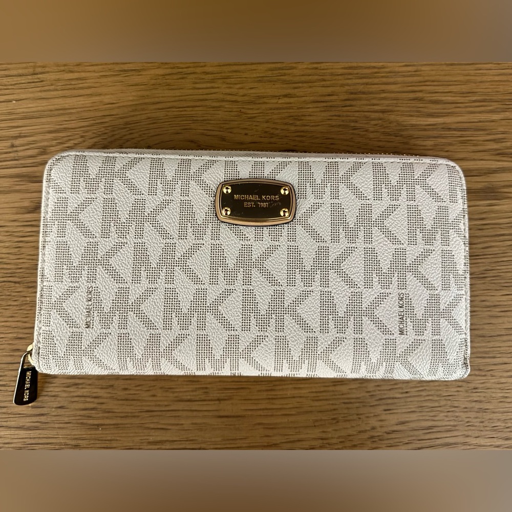 Michael Kors Cream Logo Pattern Wallet